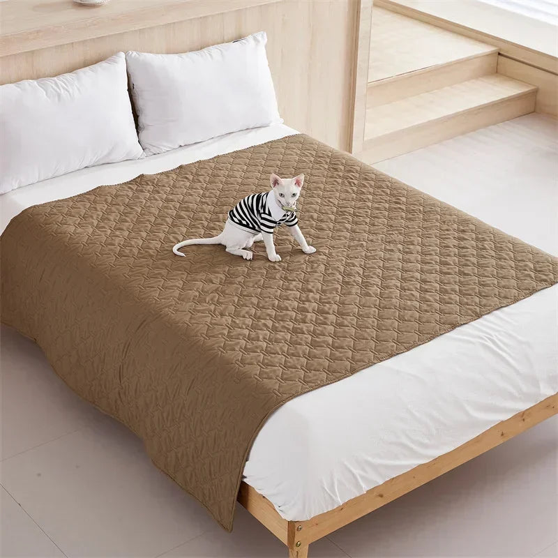 Soft Plaid Bedspread & Mattress Cover for Kids & Pets.