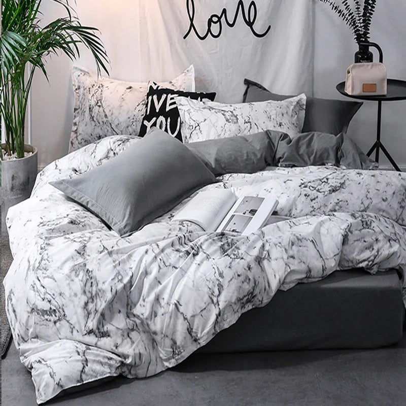 Soft Duvet Cover Set – 3pcs Bedding for Queen/King Beds.